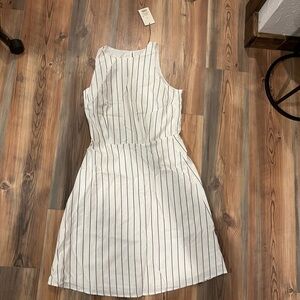 A. New. Day. Linen dress